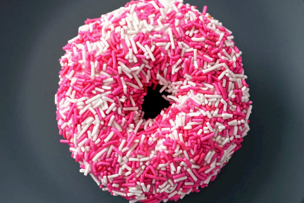 Pink Donut am fetten Donnerstag Online-Puzzle