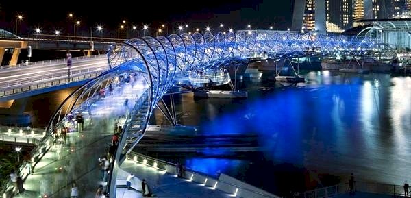 De mooiste brug ter wereld online puzzel