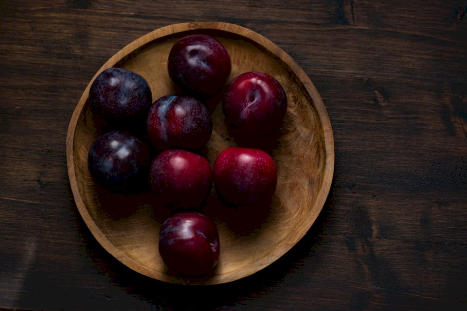 Plums, food online puzzle
