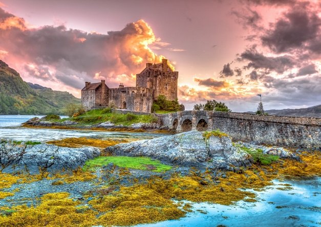 Schottland Schloss. Online-Puzzle