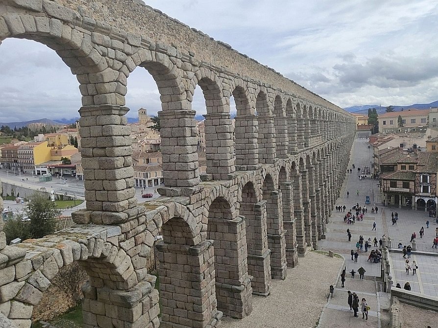 Segovia Aquädukt Online-Puzzle