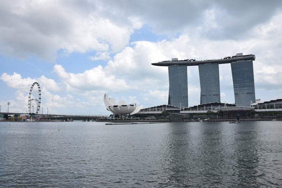Hotelul Marina Bay Sands din Singapore puzzle online