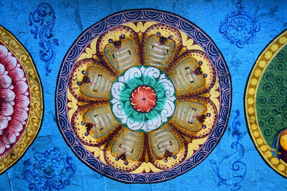 Toits peints du temple hindou Inde du Sud puzzle en ligne