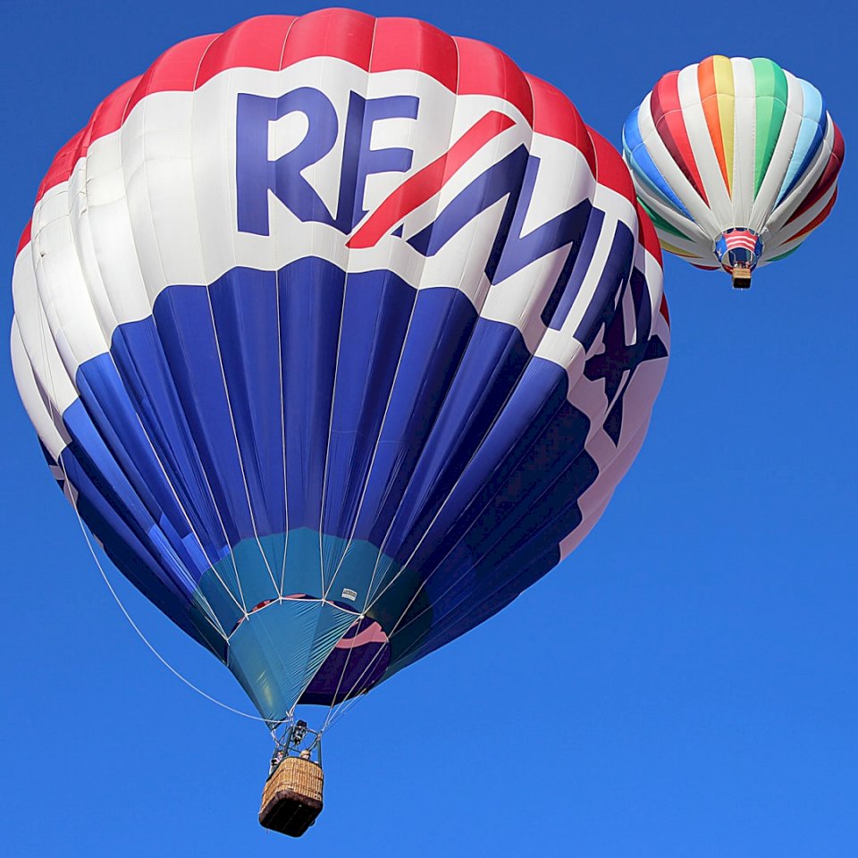 Horkovzdušné balónové závody skládačky online