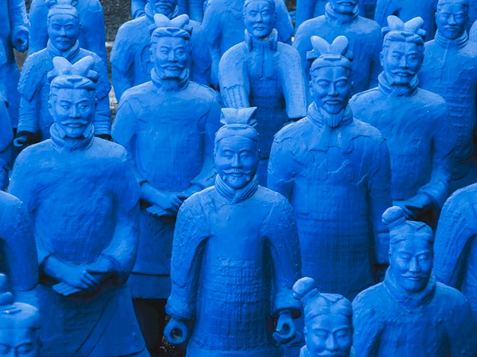 Blauwe terracotta leger online puzzel