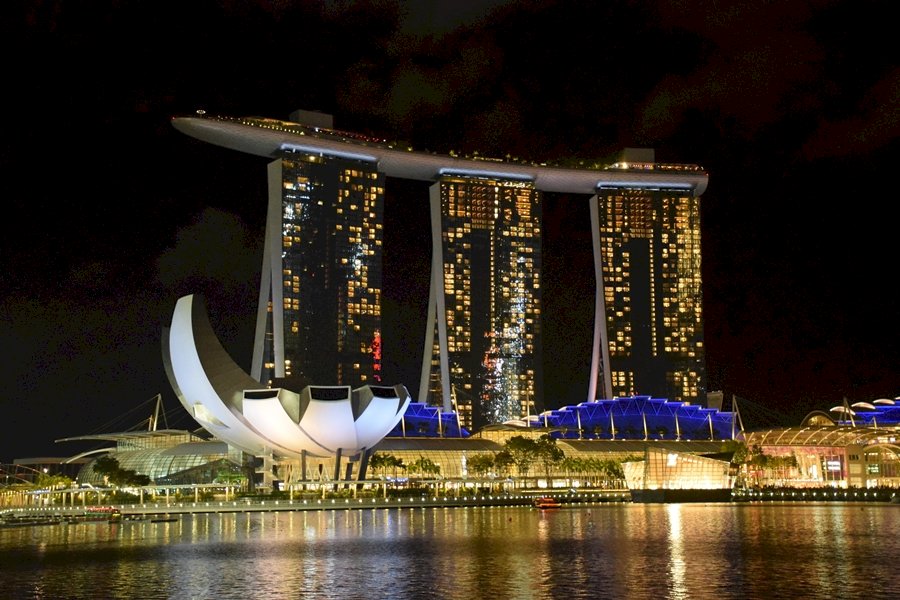 vistas panoramicas de Singapur de noche rompecabezas en línea