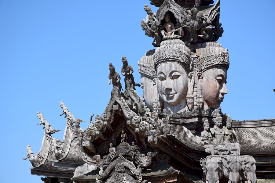 el templo de la verdad en Pattaya rompecabezas en línea