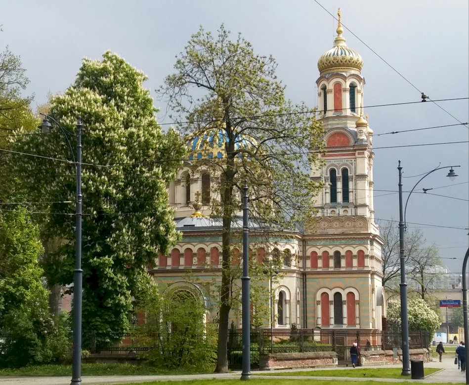 Iglesia ortodoxa Alexander Nevsky rompecabezas en línea
