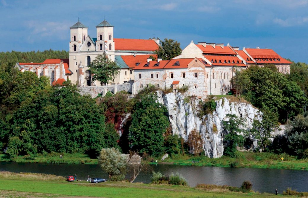 Středověký klášter online puzzle