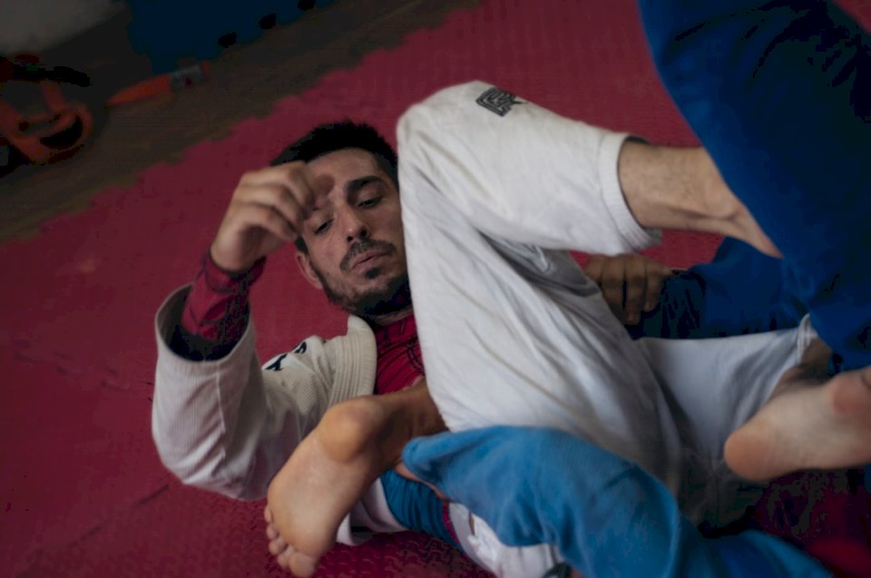 Brasiliansk jiu jitsu - slagsmål pussel på nätet