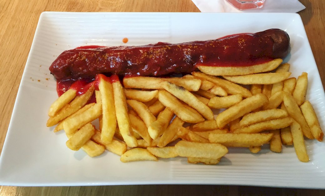 Pommes Currywurst Online-Puzzle