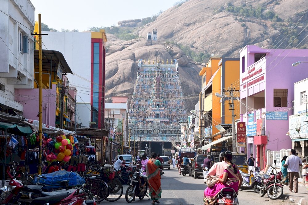 Hindu temple in South India online puzzle