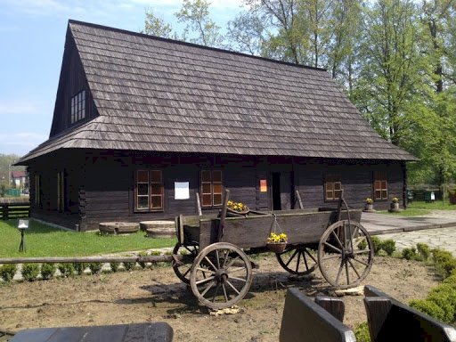 Open-air museum in Pszczyna online puzzle