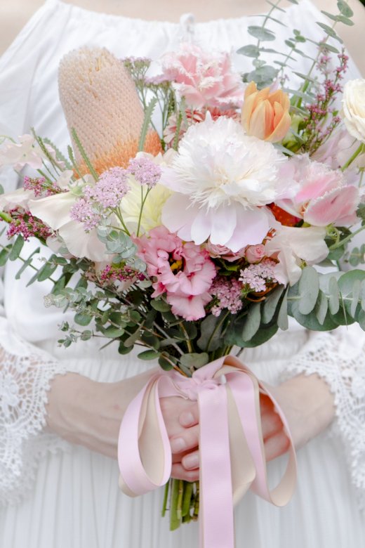 Un sottile bouquet di fiori puzzle online