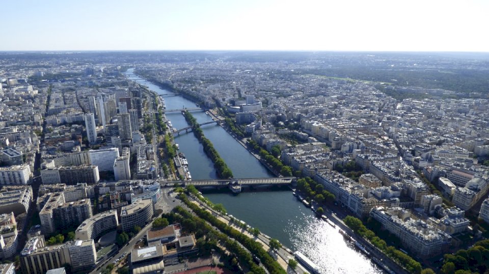 Luchtfoto Parijs legpuzzel online
