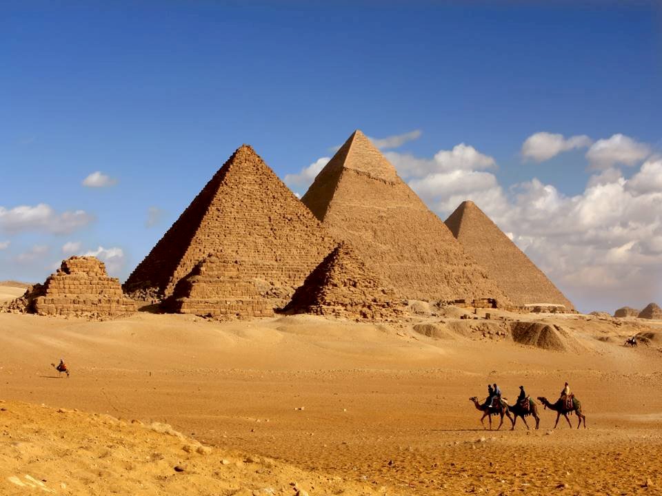 Pyramides puzzle en ligne
