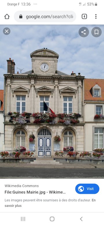 Guînes town hall jigsaw puzzle online