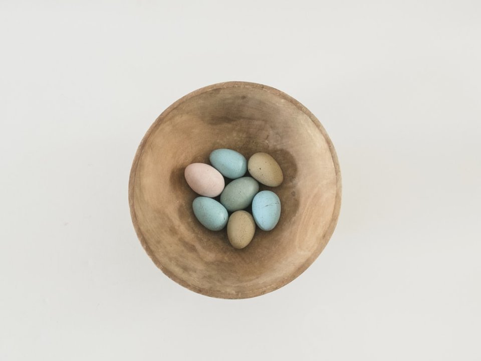 Χρωματιστά αυγά παζλ online