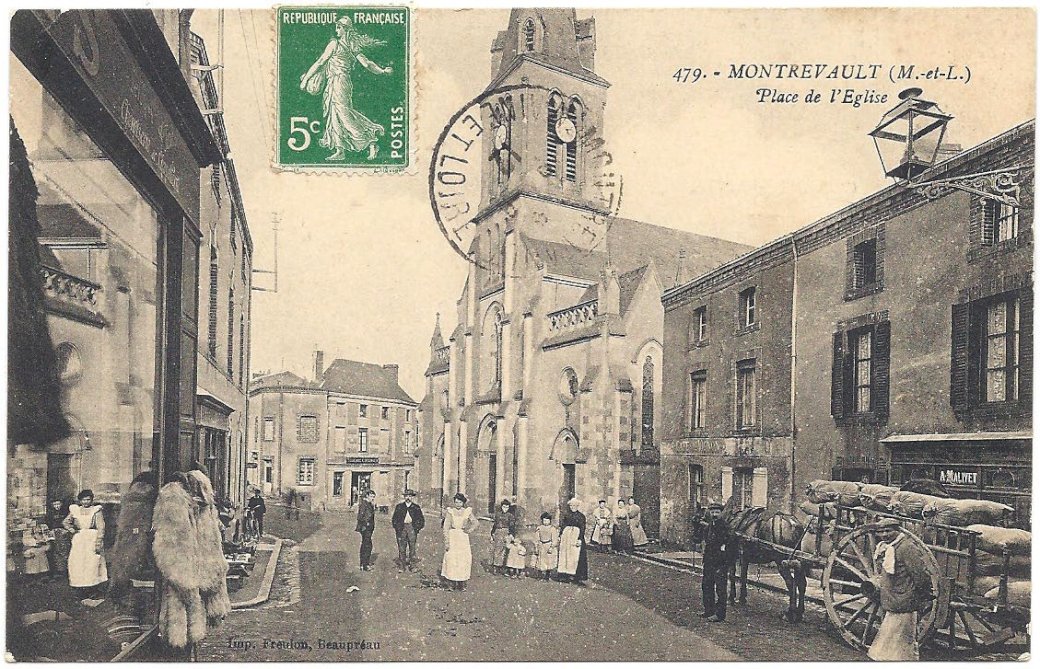 Montrevault Place de l'Eglise 1912 pussel på nätet