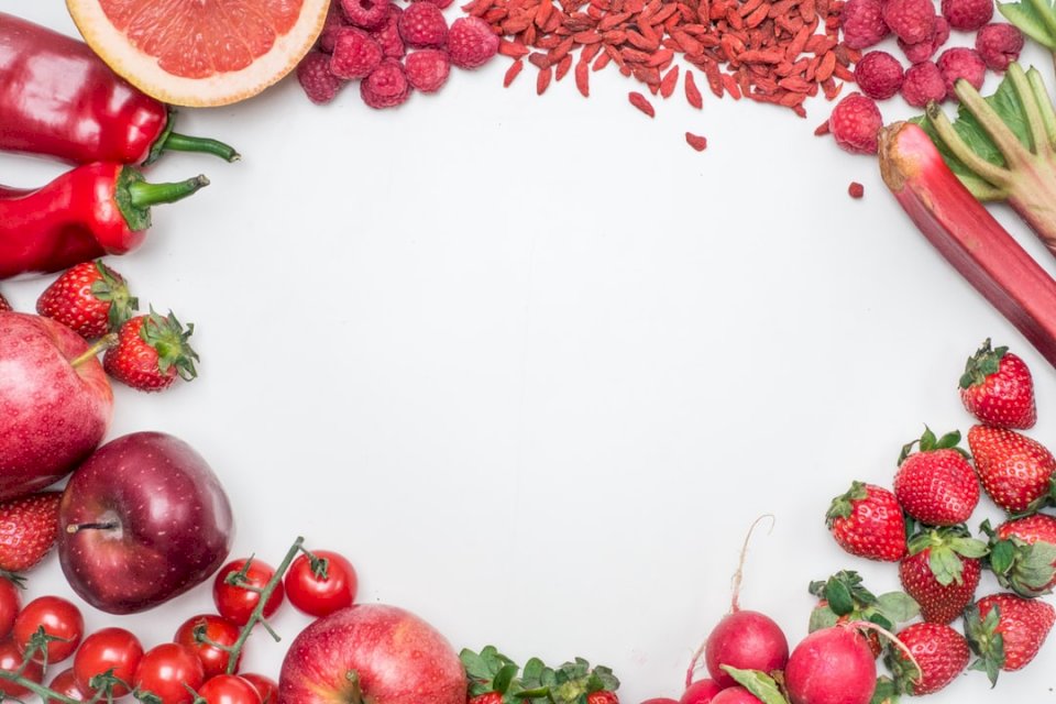 Piros gyümölcs és zöldség hős online puzzle