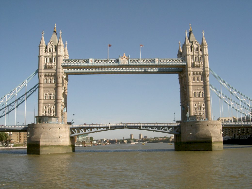 Thames și podul său jigsaw puzzle online