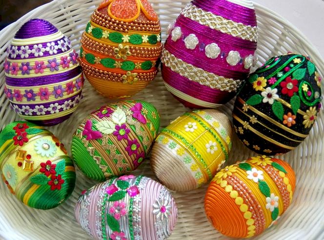 Huevos de pascua - huevos pintados rompecabezas en línea