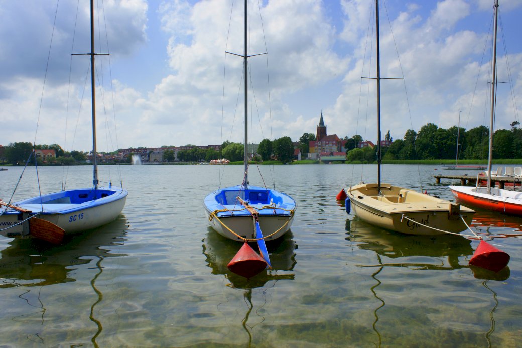 Barlinek landskap - segelbåtar pussel på nätet