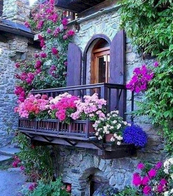 Grădină cu balcon. puzzle online
