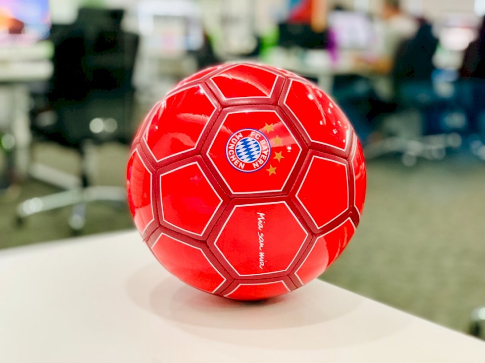 Futebol no escritório puzzle online