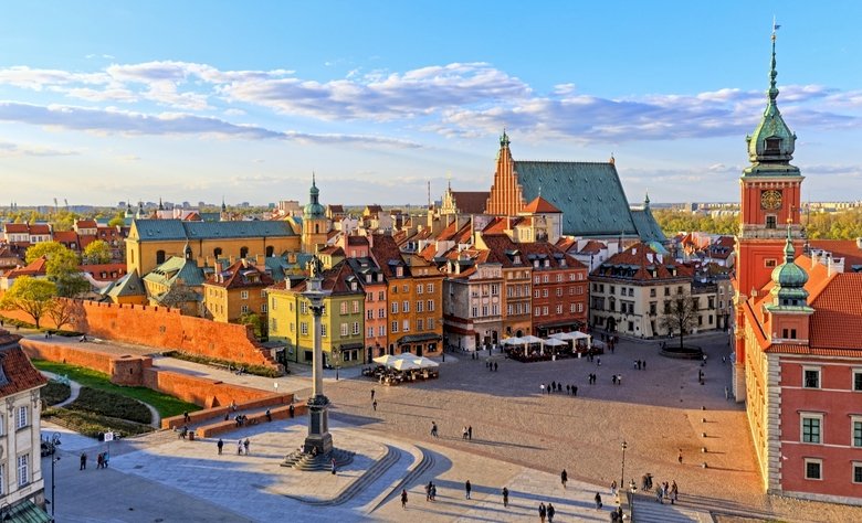 Старый город Варшавы онлайн-пазл