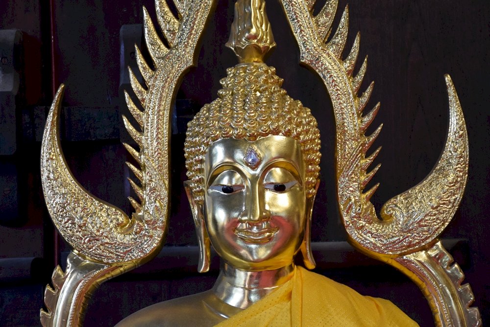 en buddha från Chiang Mai Thailand Pussel online