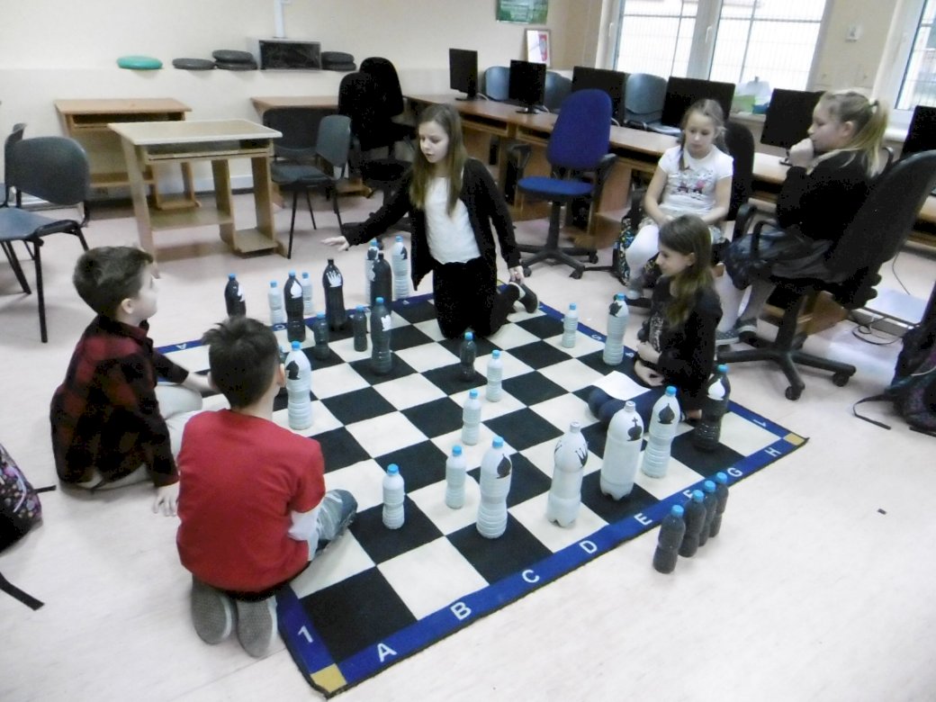 Šachová hra skládačky online