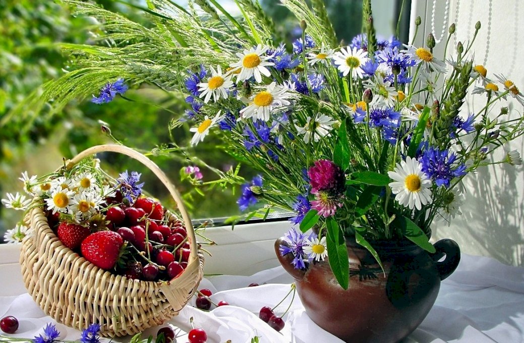 Букет от диви цветя, плодове онлайн пъзел