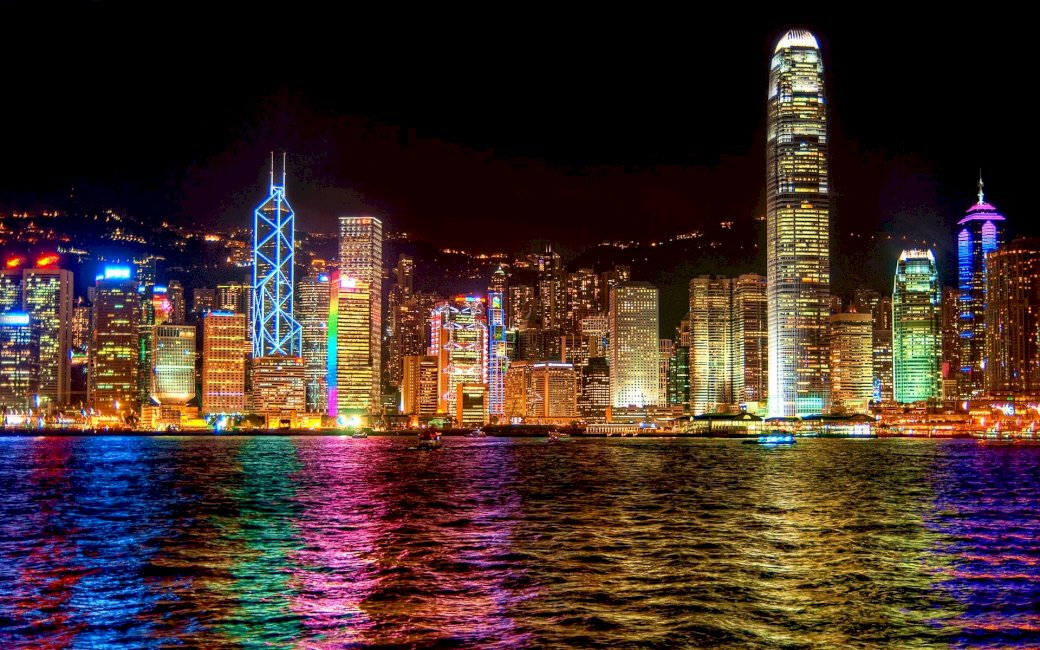 hong kong v noci skládačky online