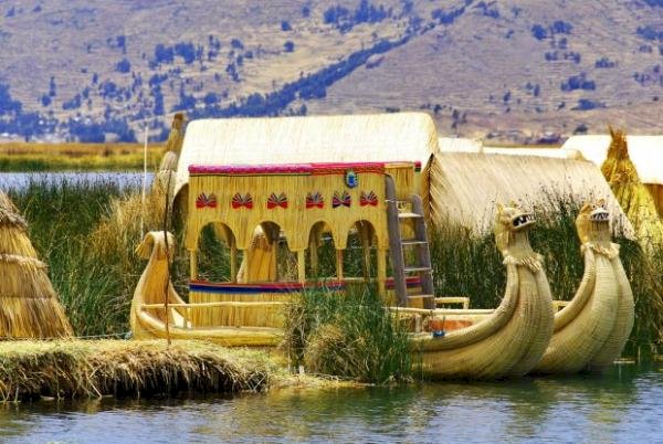On Lake Titicaca. jigsaw puzzle online