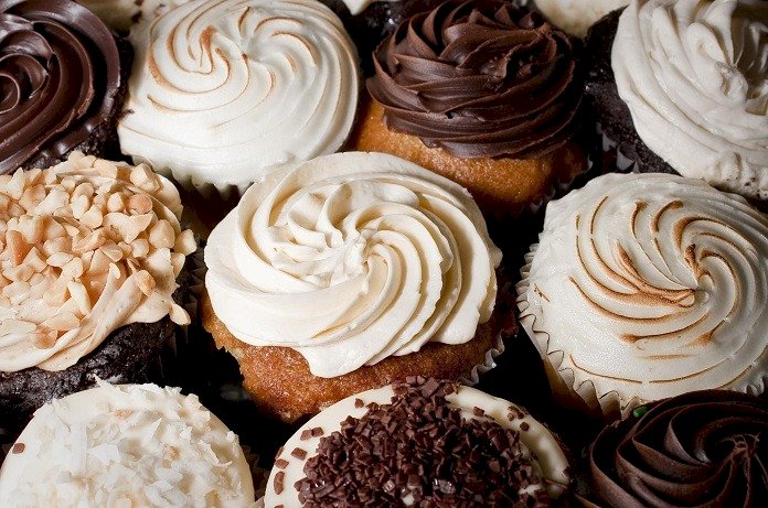 CUPCAKES MED ICING Pussel online
