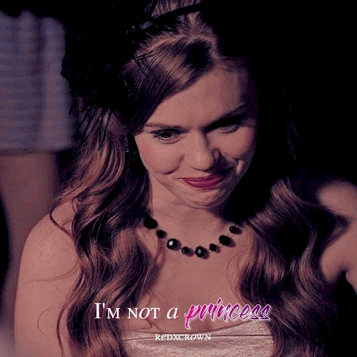 Lydia Martin Pussel online