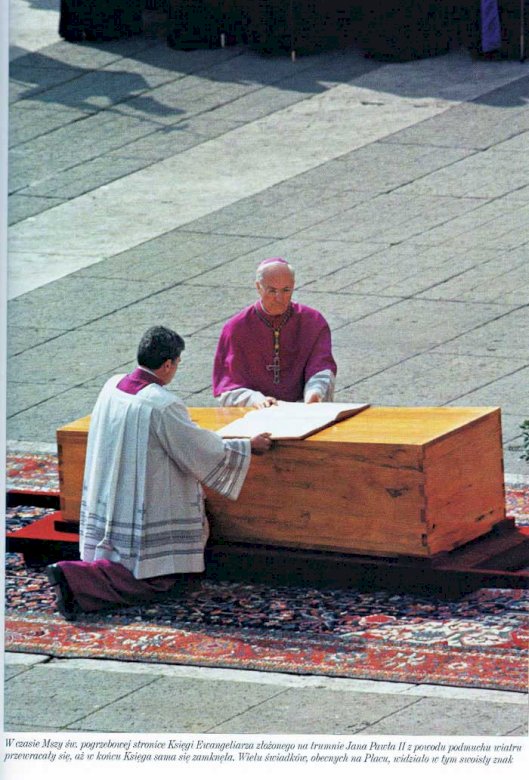 Св. Йоан Павел II на път за Бащиния дом онлайн пъзел