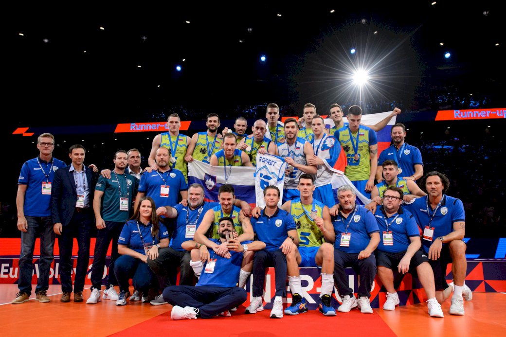 Волейболният отбор на Словения онлайн пъзел