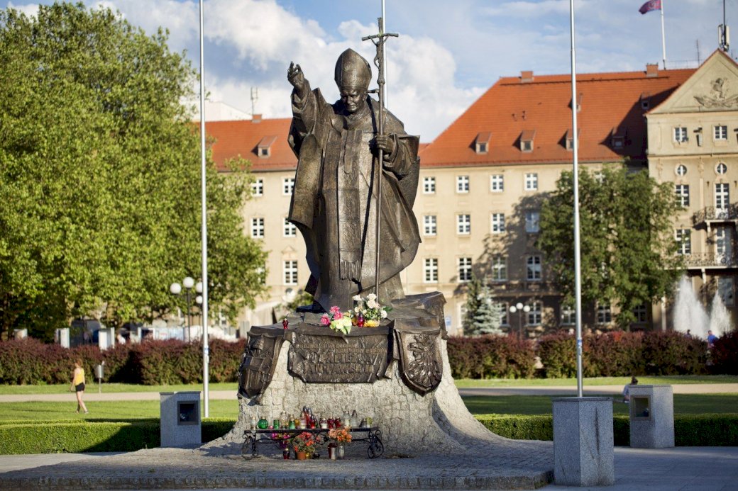 Monumento en Szczecin rompecabezas en línea