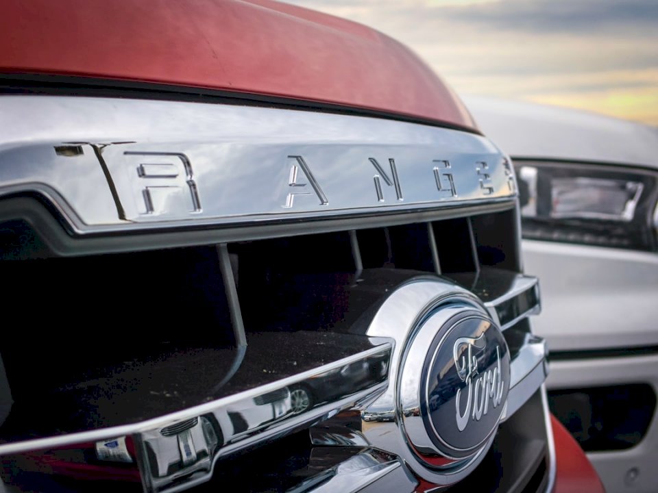 Grade de Ford Ranger closeup quebra-cabeças online