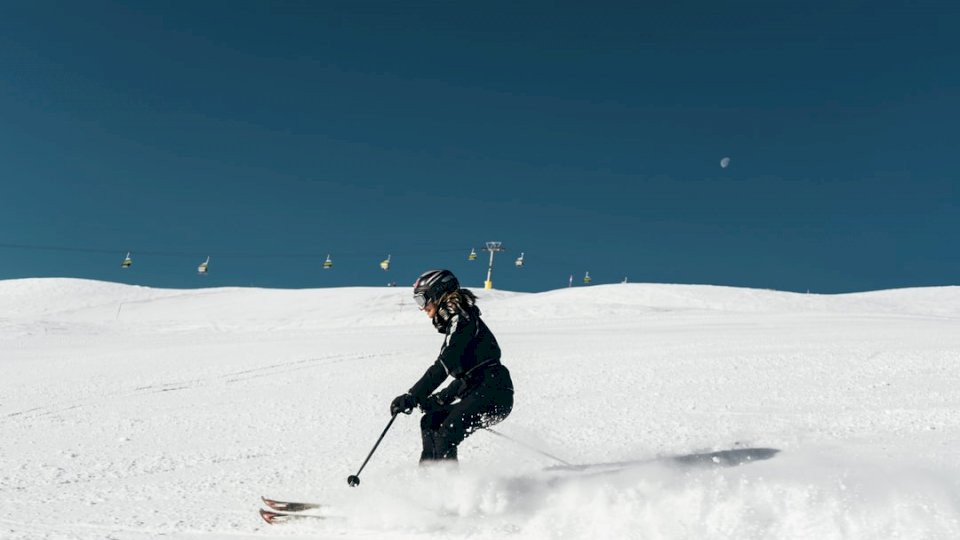 Катання на лижах в Санкт-Моріці онлайн пазл