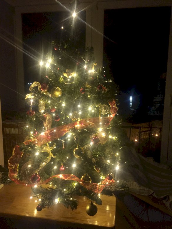 Pohádkový vánoční strom skládačky online