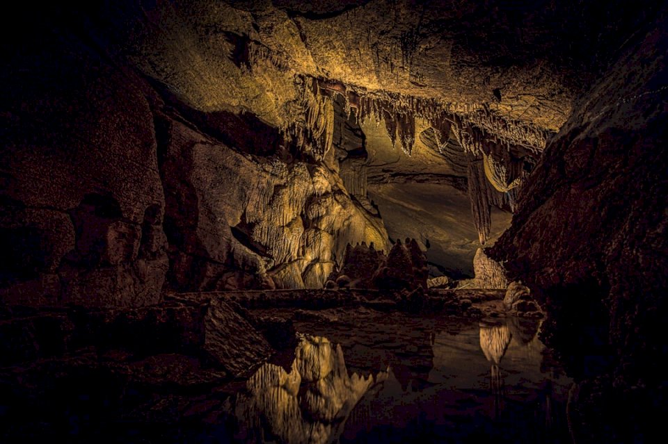Grotta, underjordisk Pussel online