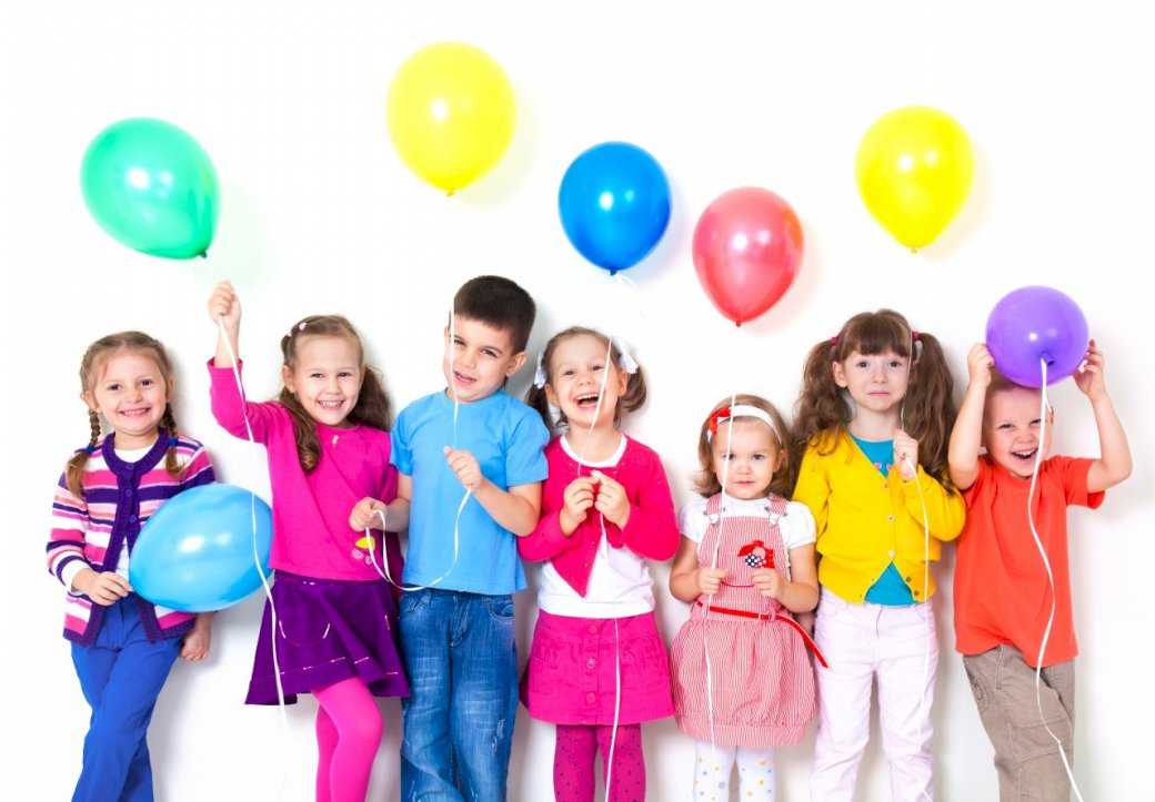 Kinder und Luftballons Puzzlespiel online
