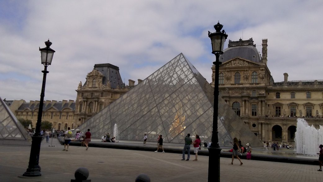 MUSEU LOUVRE II puzzle online