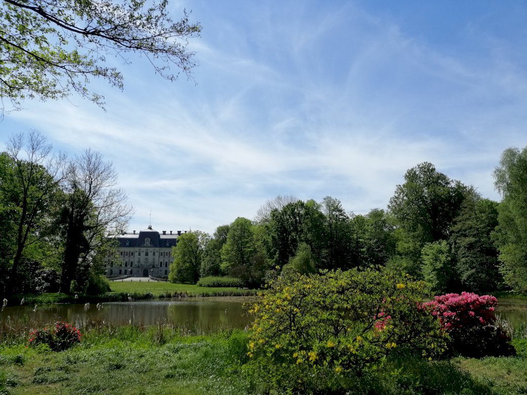 kasteelpark in Pszczyna legpuzzel online
