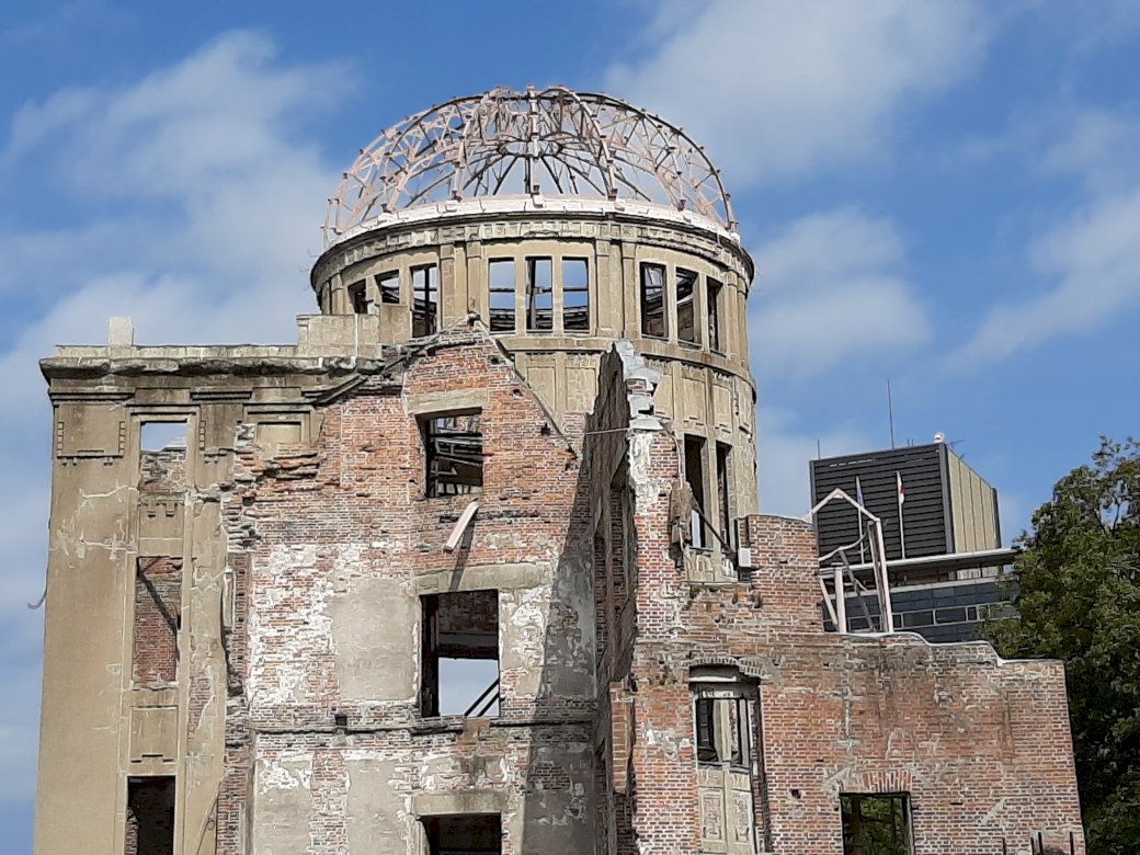 Купол атомной бомбы Хиросимы пазл онлайн