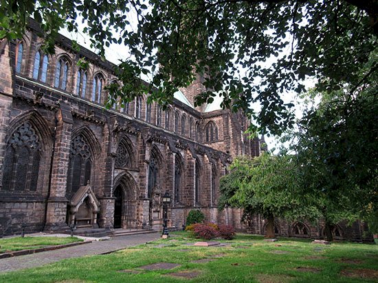 Glasgow Cathedral jigsaw puzzle online