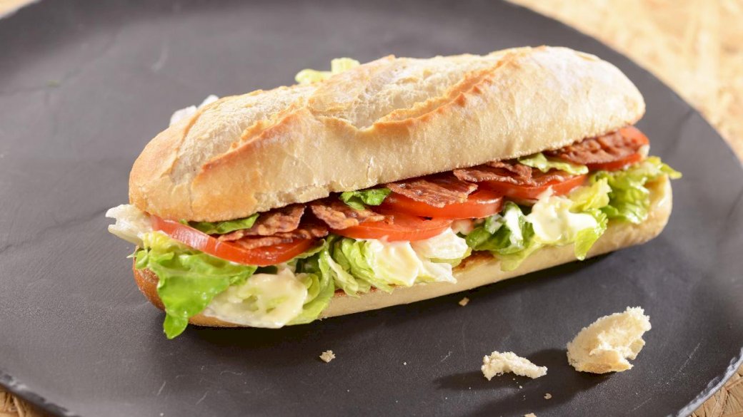 Сандвич с шунка и сирене онлайн пъзел